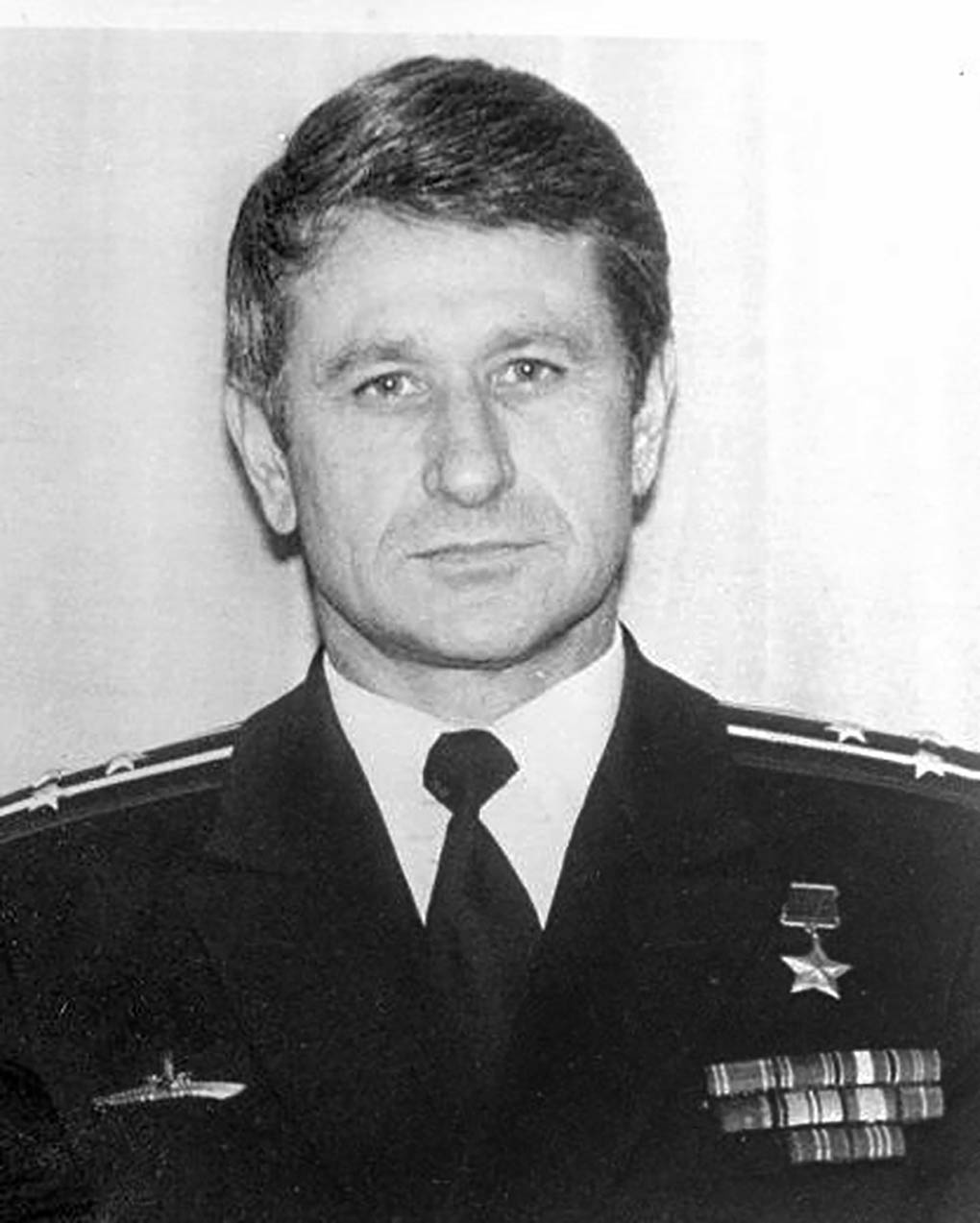 КУЛАКОВ Валерий Павлович.