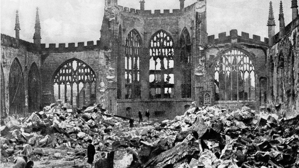 Разрушенный собор св. Михаила в Ковентри.