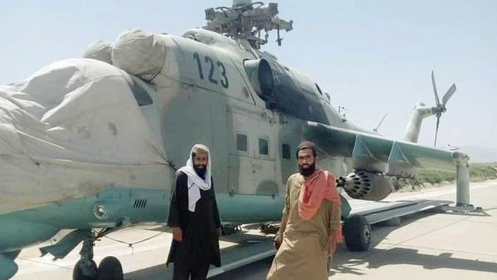Талибы* захватили вертолет Ми-35 в Афганистане.
