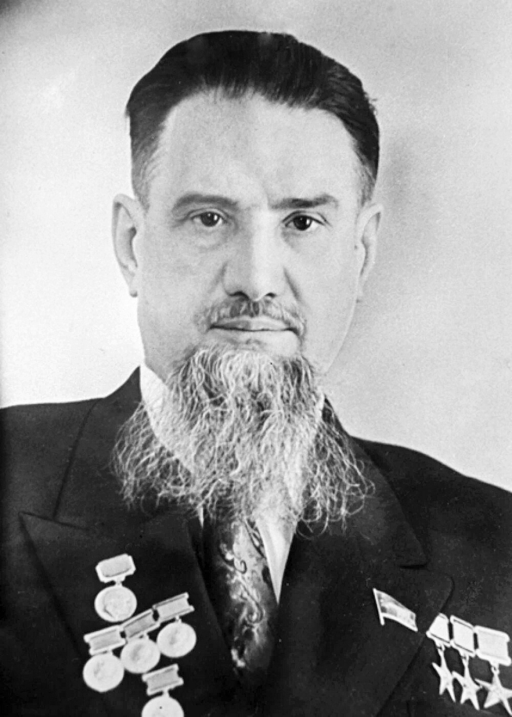 Игорь Курчатов.