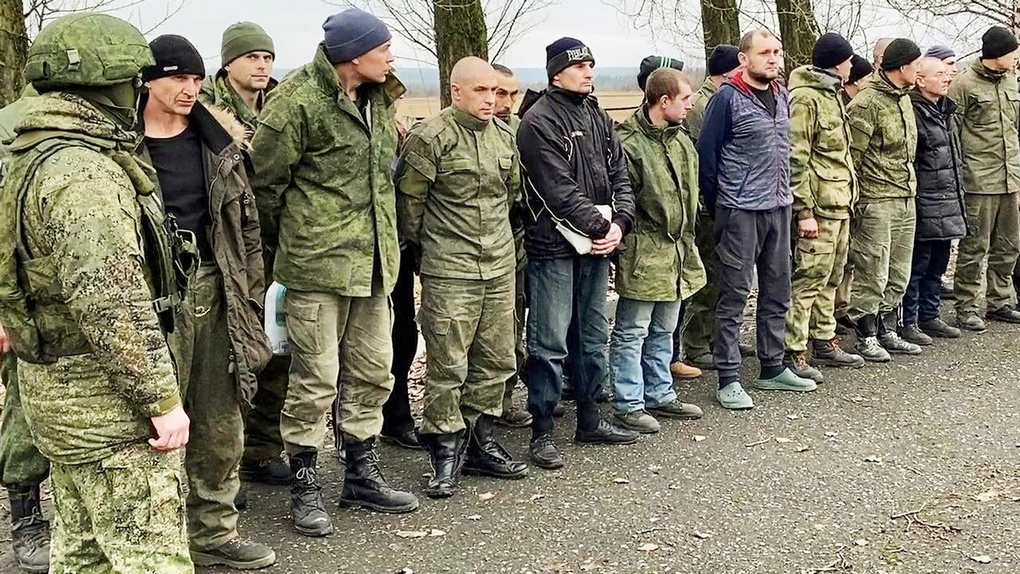 Пленные украинские солдаты.