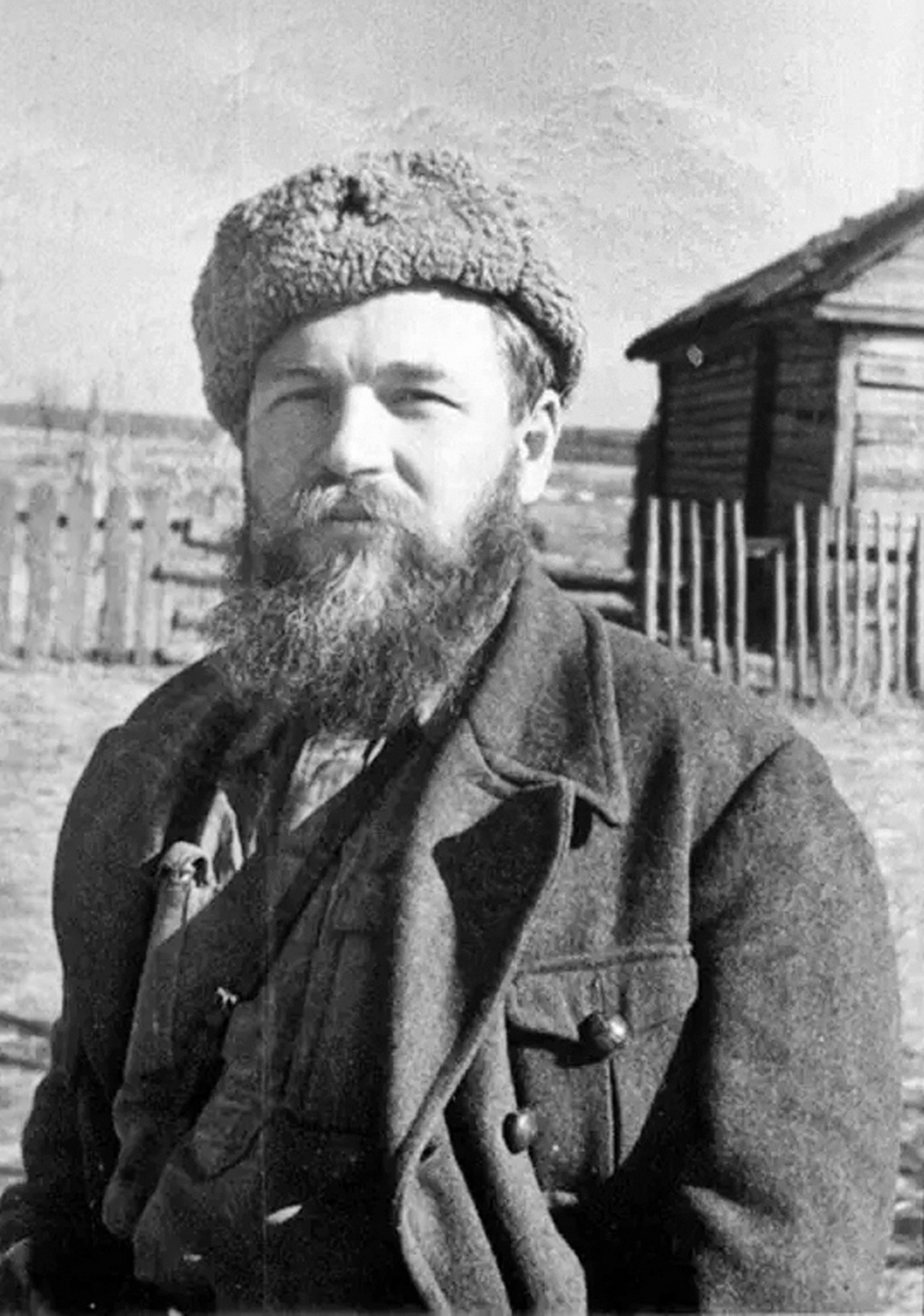 Петр Вершигора. Снимок фронтовых лет.