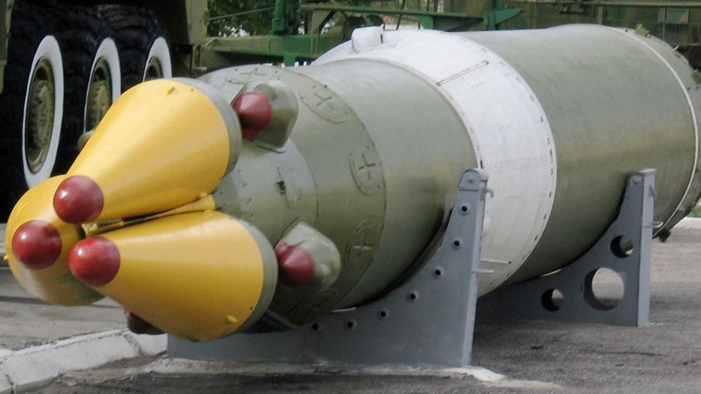 Три боевых блока РСД-10 со ступенью разведения в музее полигона Капустин Яр.