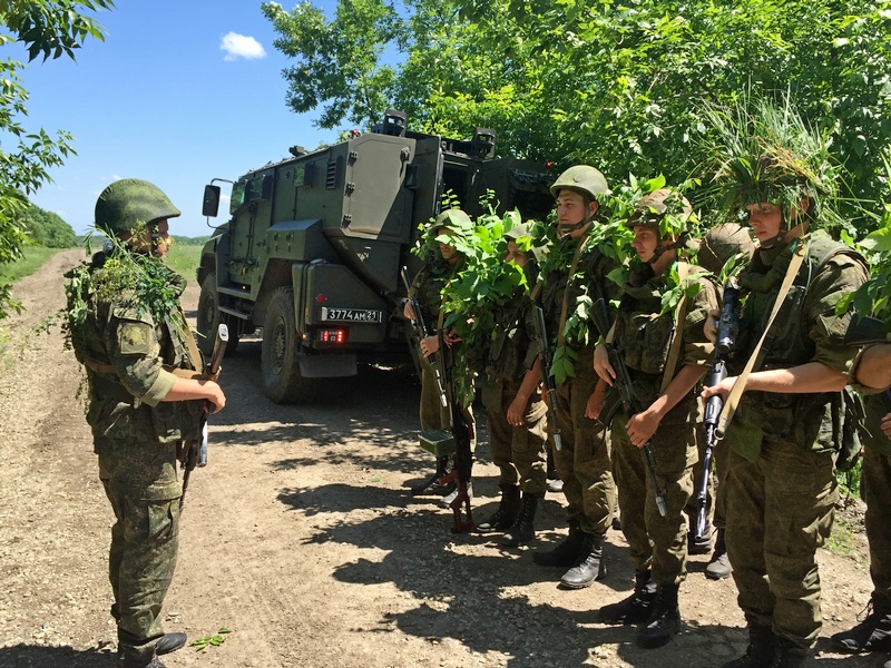 В соединение спецназа Южного военного округа поступил новейший бронеавтомобиль КамАЗ 53949.