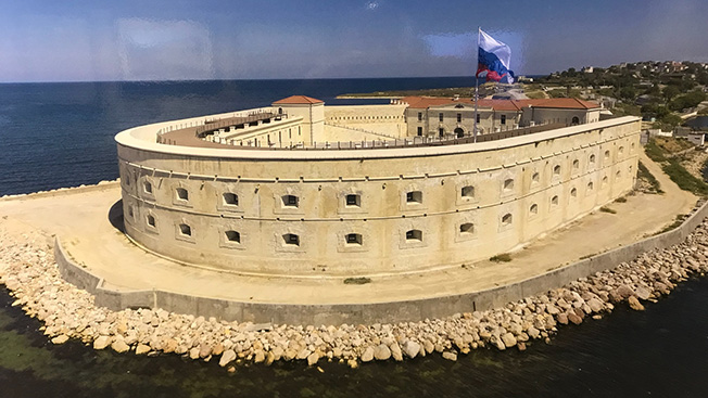 Константиновская батарея в Севастополе.