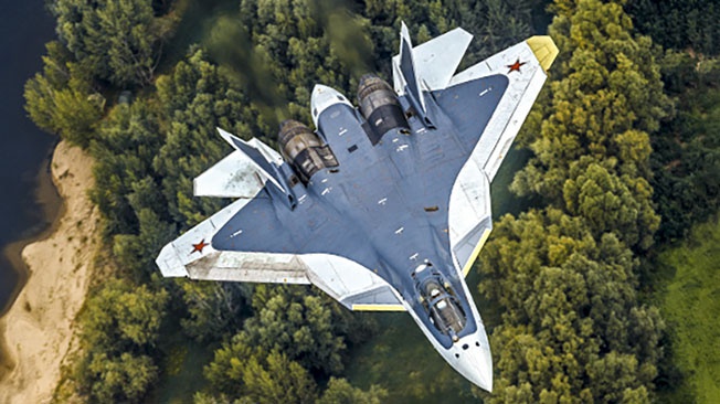 Самолёт пятого поколения Су-57.
