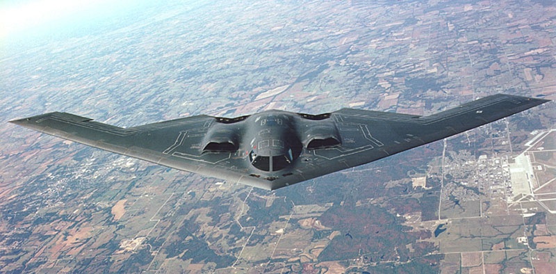 Бомбардировщик B-2 Spirit Stealth Bomber - продукт стелс-технологии.