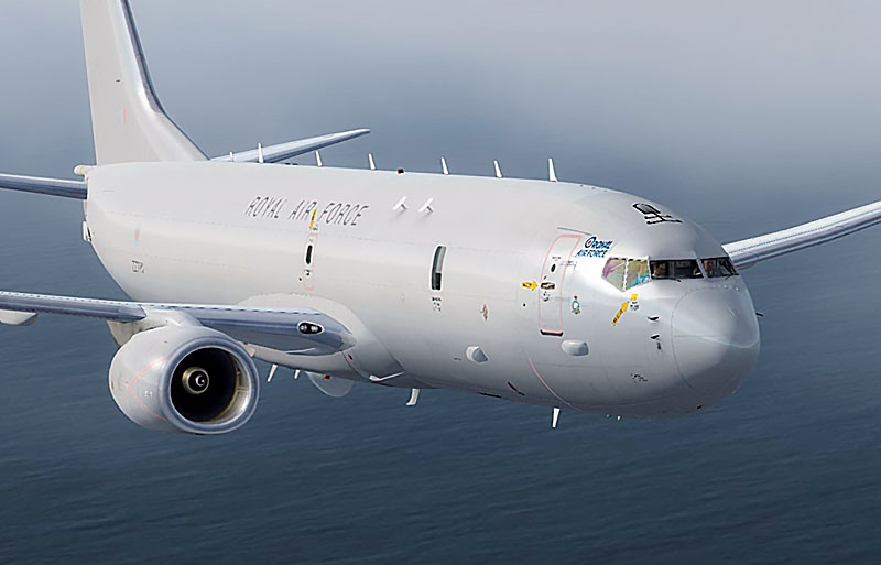 Boeing P-8 Poseidon королевских ВВС высматривает российские подлодки.