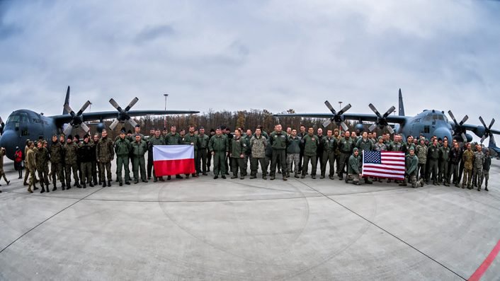 Потенциальная военная сделка между США и Польшей должна быть согласована с НАТО.