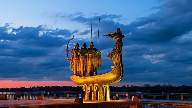 «Украина - це Европа», а Киев теперь - Kyiv, только по-американски «Украина - це Европа», а Киев теперь - Kyiv, только по-американски
