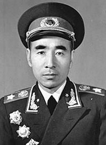Министр обороны КНР маршал Линь Бяо.