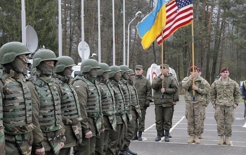 Солдаты Украины и США на Яворовском полигоне.