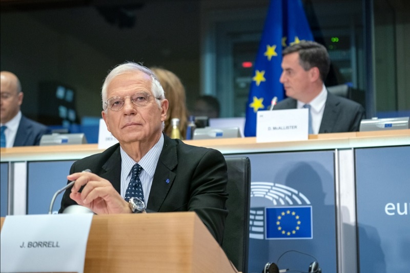 Глава внешнеполитической службы ЕС Жозеп Боррель, известный своим взрывным характером, выступил в поддержку санкционной политики в отношении России.