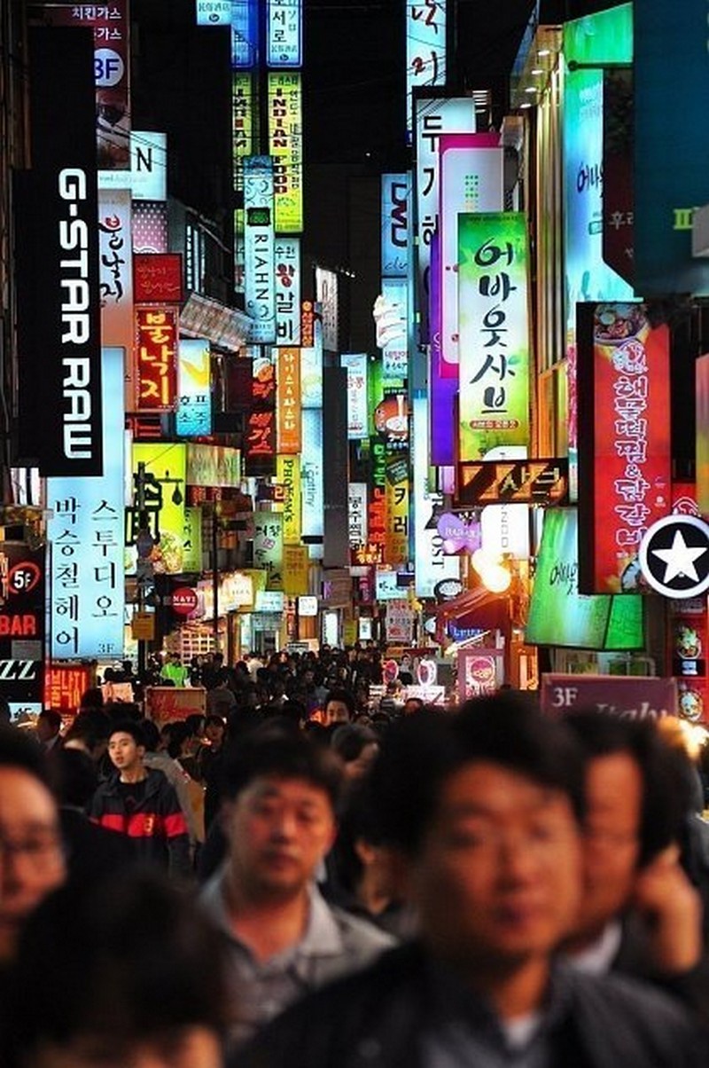Сейчас южнокорейская экономика входит в число 15 крупнейших экономик мира.