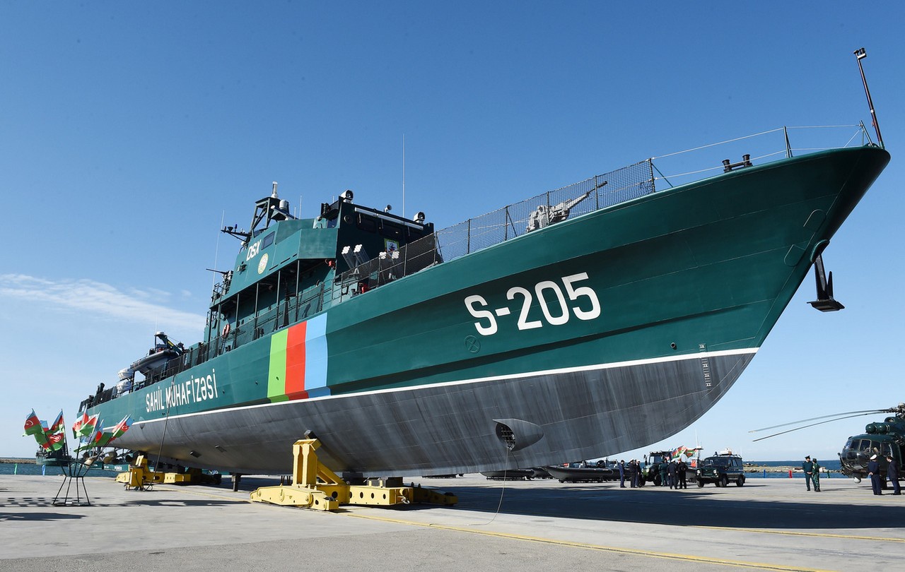 В последние годы по израильскому проекту OPV-62 в самом Азербайджане построены шесть патрульных кораблей типа «Туфан».