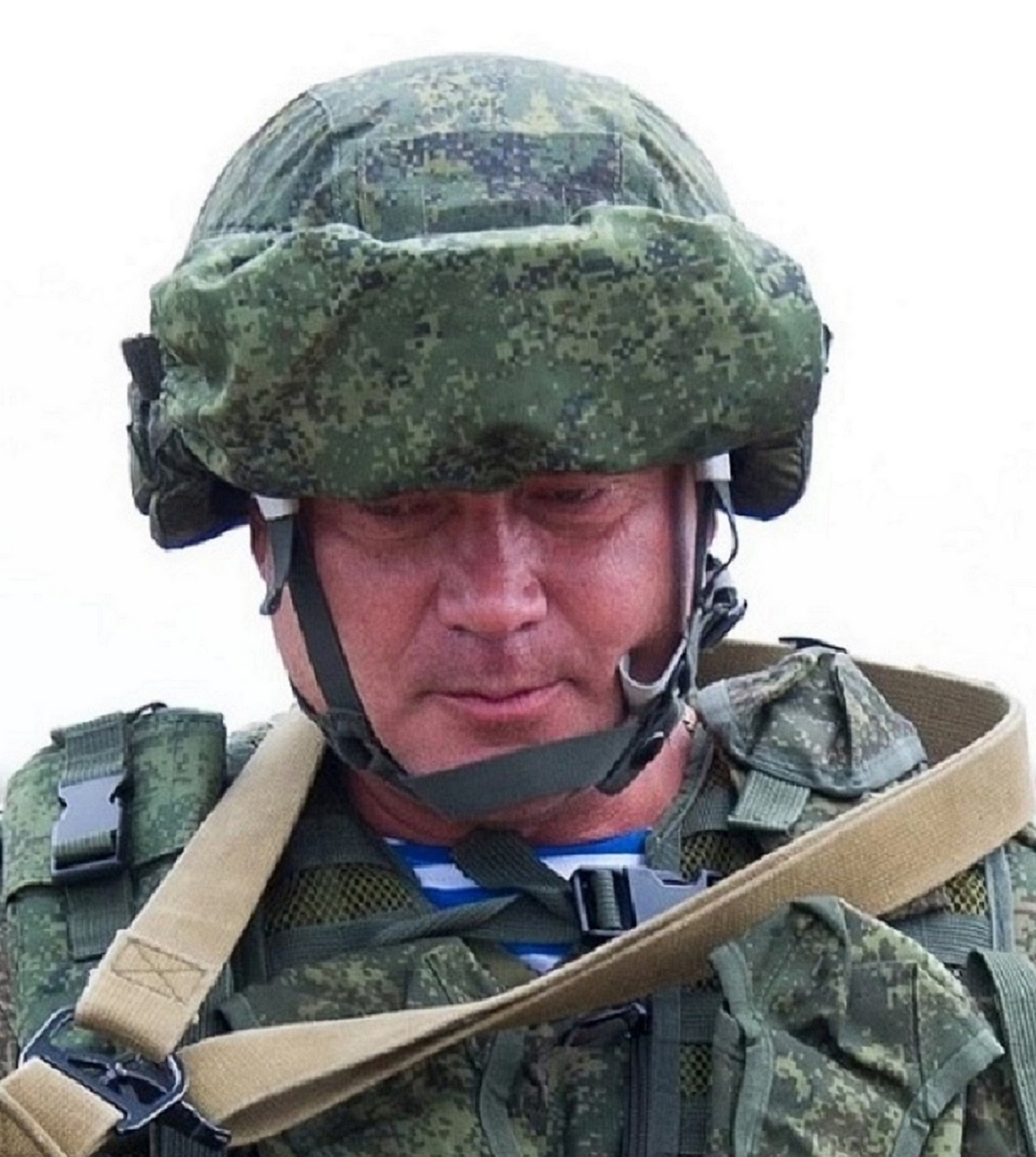 Командир 7-й гв. дшд А. Суховецкий.