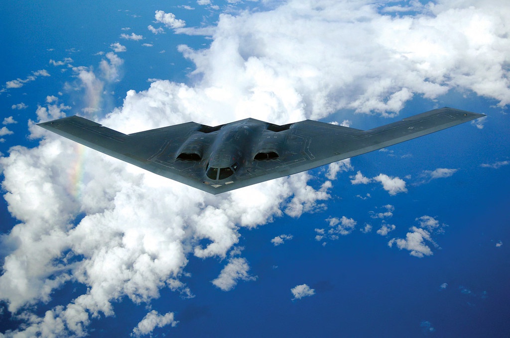 Стратегический бомбардировщик B-2 Spirit.