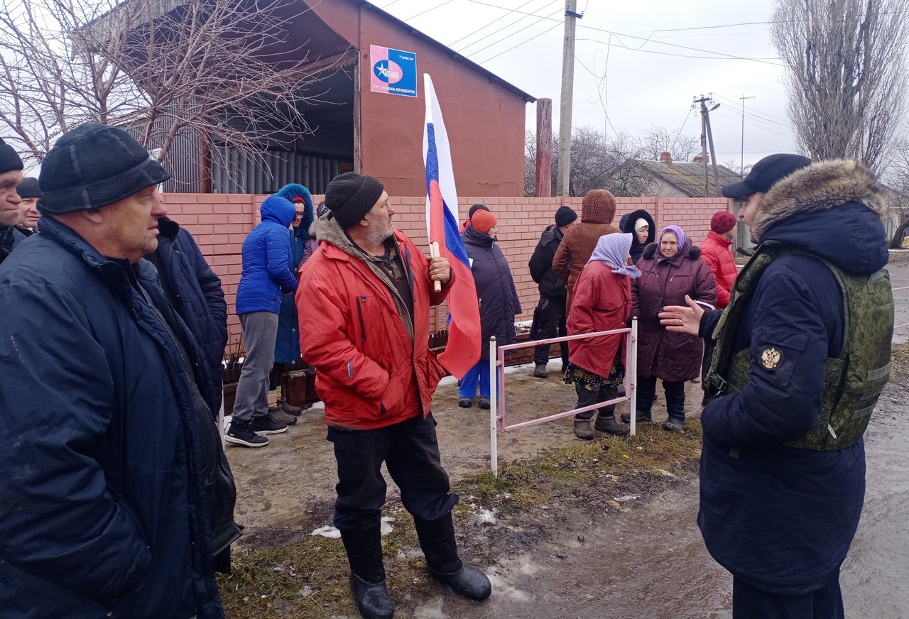 Небольшой митинг в Липцах.