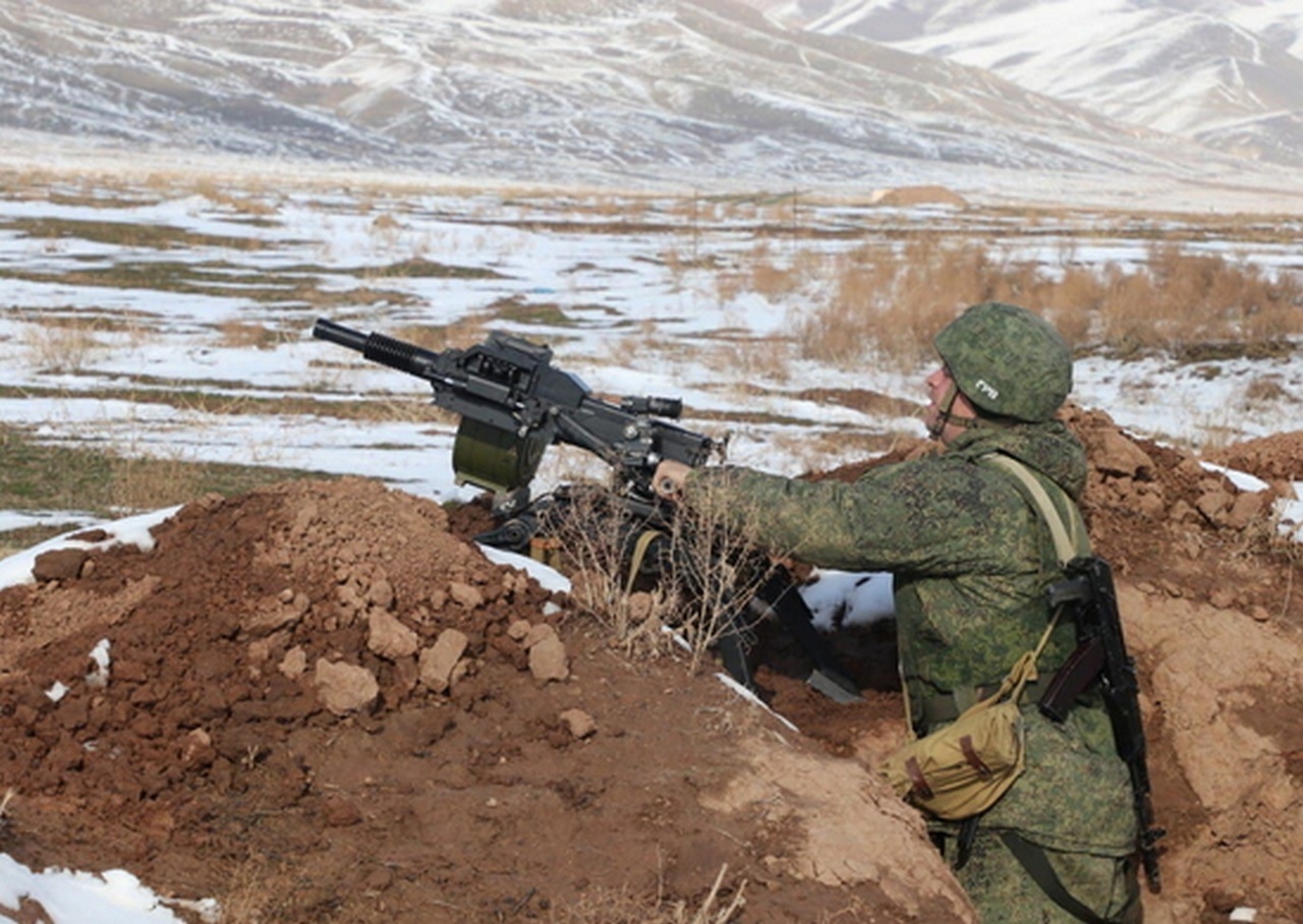 В умелых руках АГС-17 - грозное оружие как в обороне, так и при поддержке наступления.