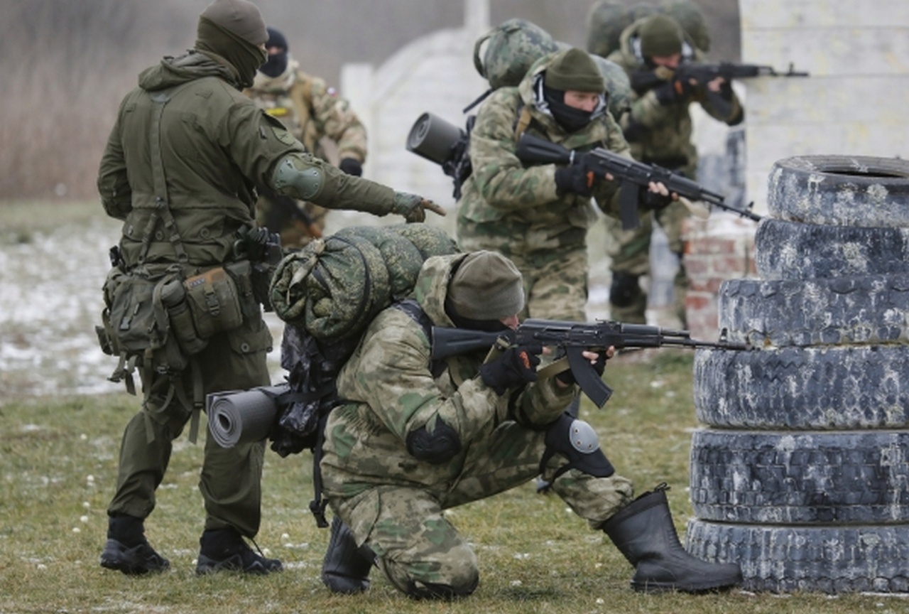 С начала СВО в Белгородской области сформировано народное ополчение, проводятся тренировки с опытными инструкторами.