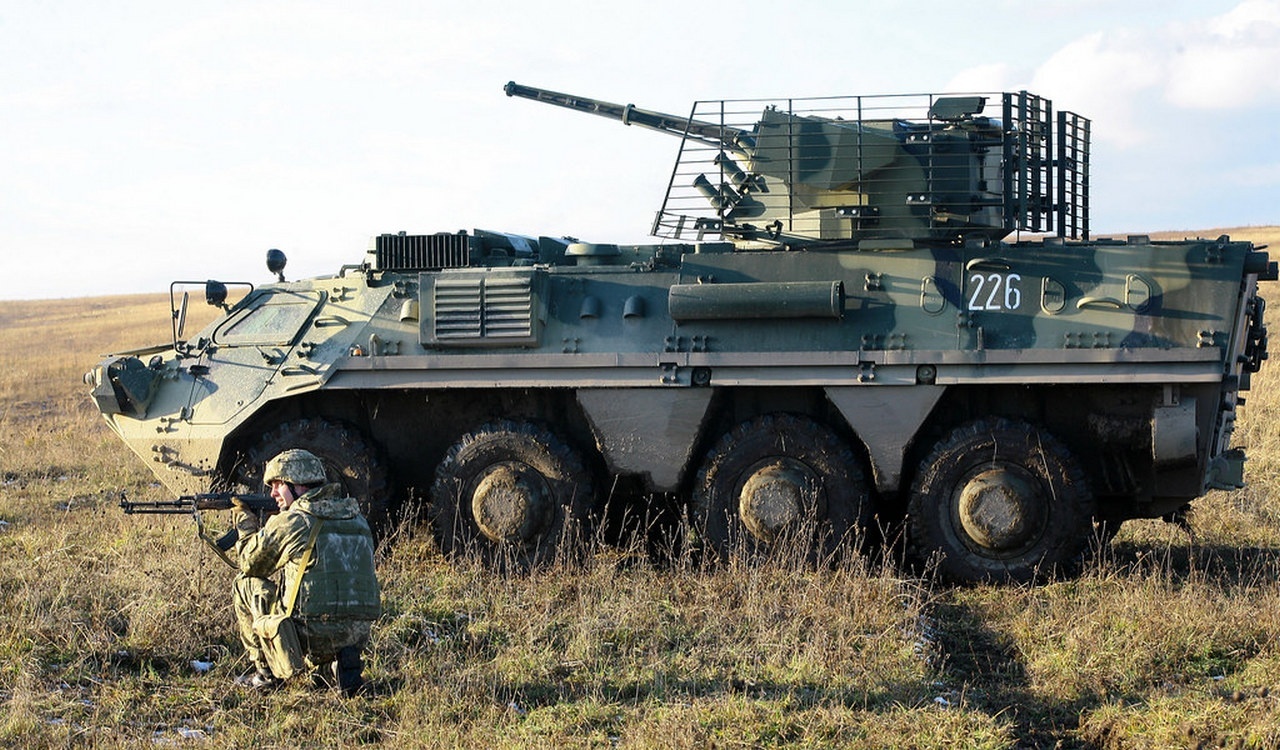 Военнослужащие 92-й механизированной бригады ВСУ на учениях, 2017 г.