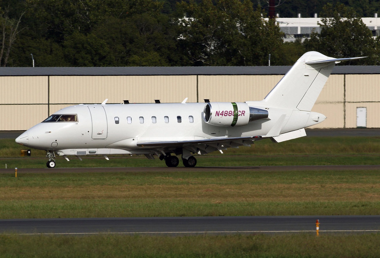 Самолёт-разведчик Bombardier Challenger 650 Artemis.