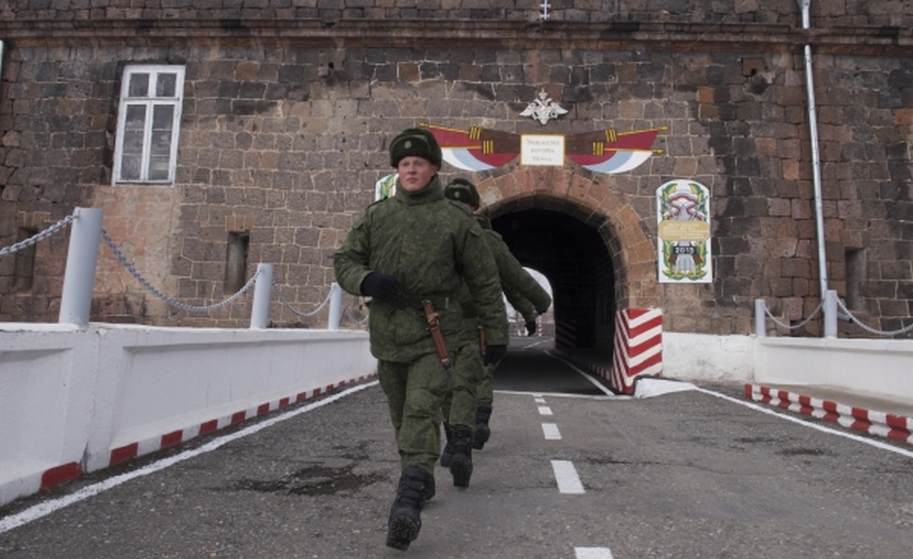 Гюмри, 102-я российская военная база.