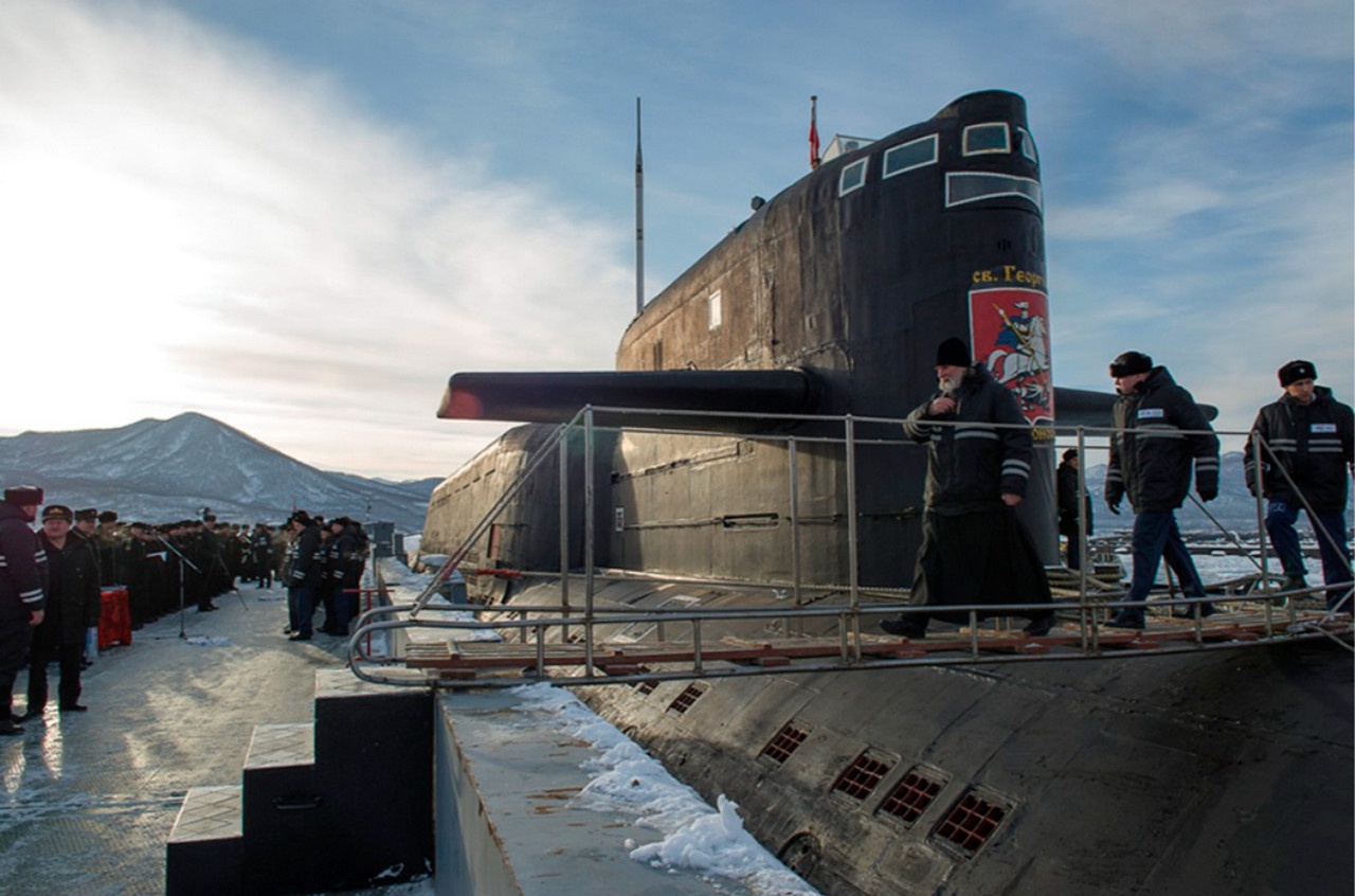 Встреча ракетного подводного крейсера «Святой Георгий Победоносец» из дальнего похода, январь 2015 г.