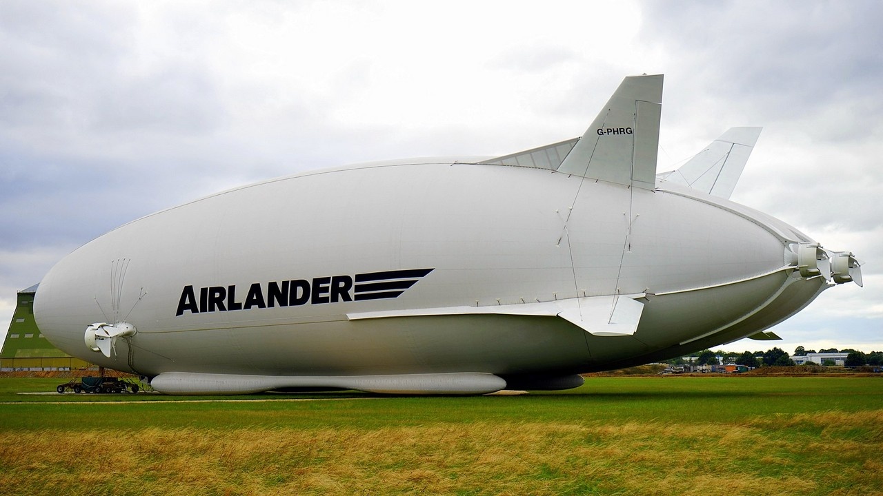 Дирижабль Airlander 10.