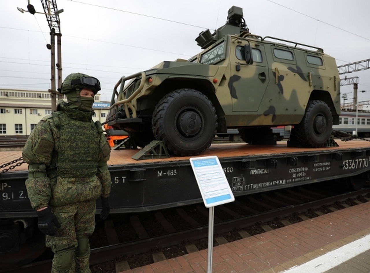 Бронеавтомобиль АМН 233114 «Тигр-М» с БМДУ «Арбалет-ДМ-М».