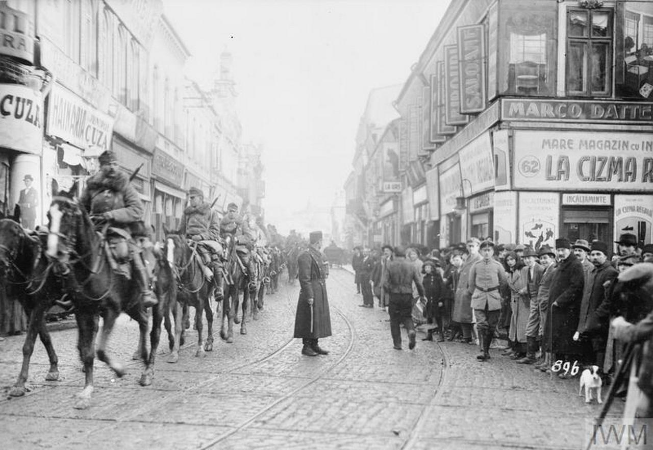 Германо-болгарские войска вступают в Бухарест. 6 декабря 1916 г.