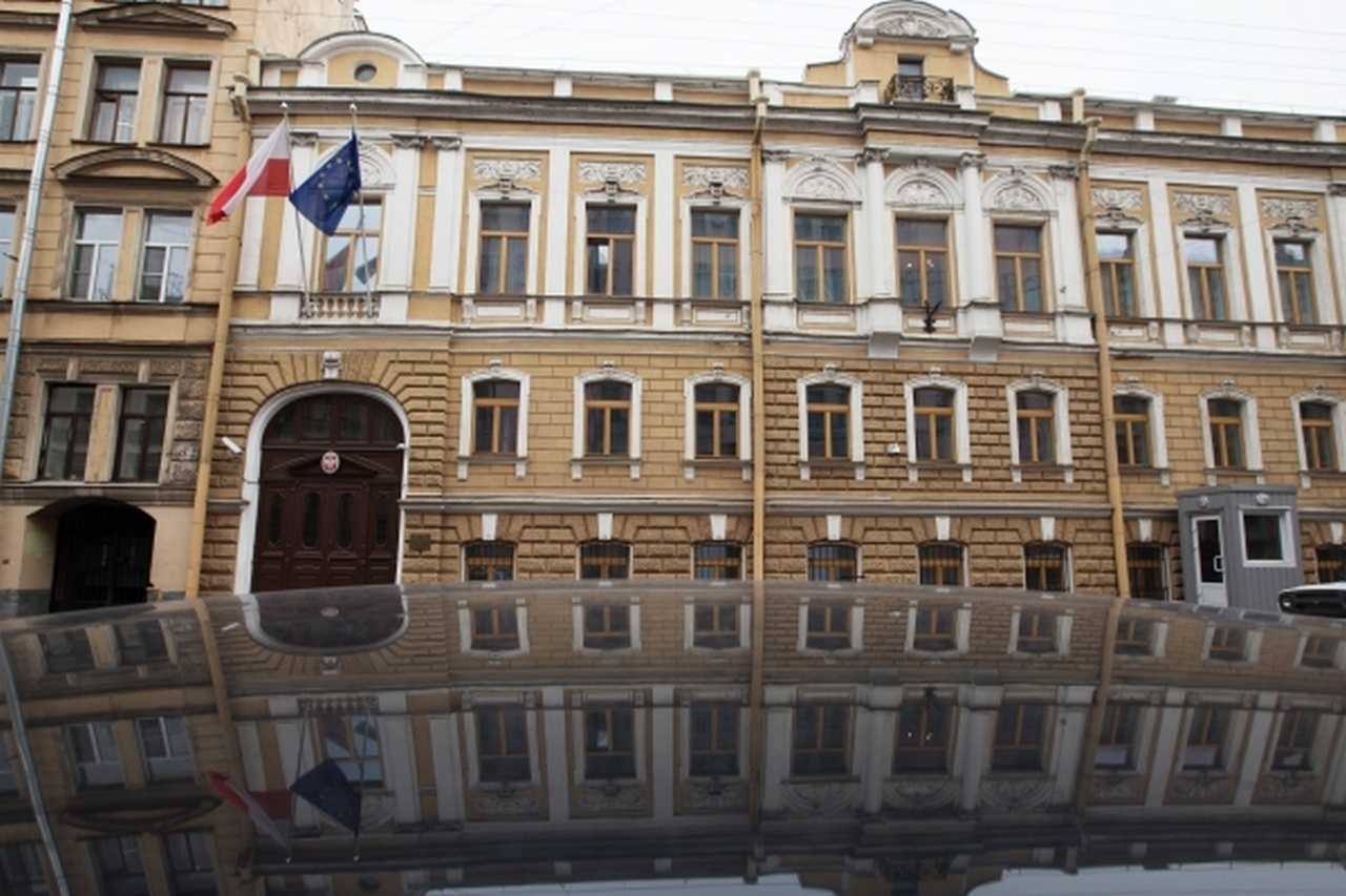 Здание генерального консульства Польши в Санкт-Петербурге.