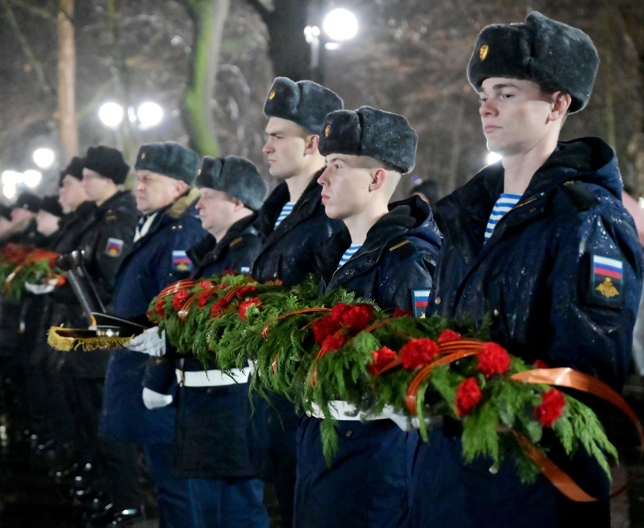 Продолжатели славных боевых традиций.