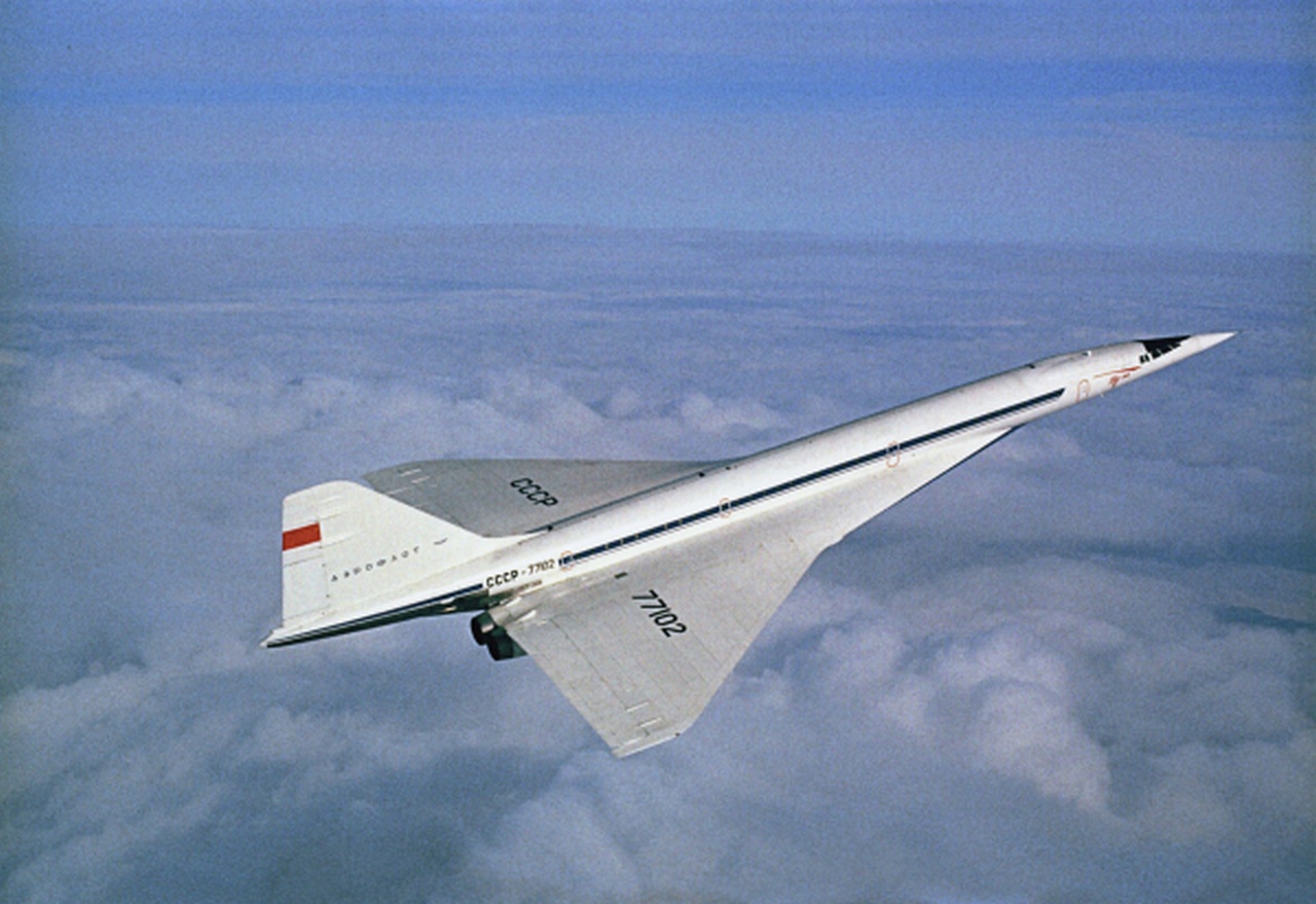 Ту-144 - советский сверхзвуковой пассажирский самолёт.