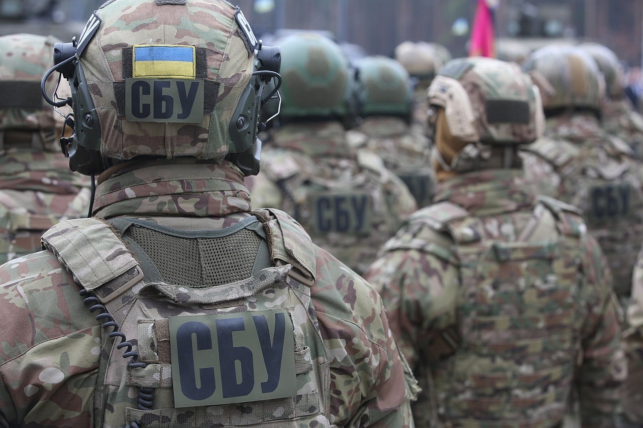 Часть сотрудников украинских спецслужб отправят в армию - в заградотряды.