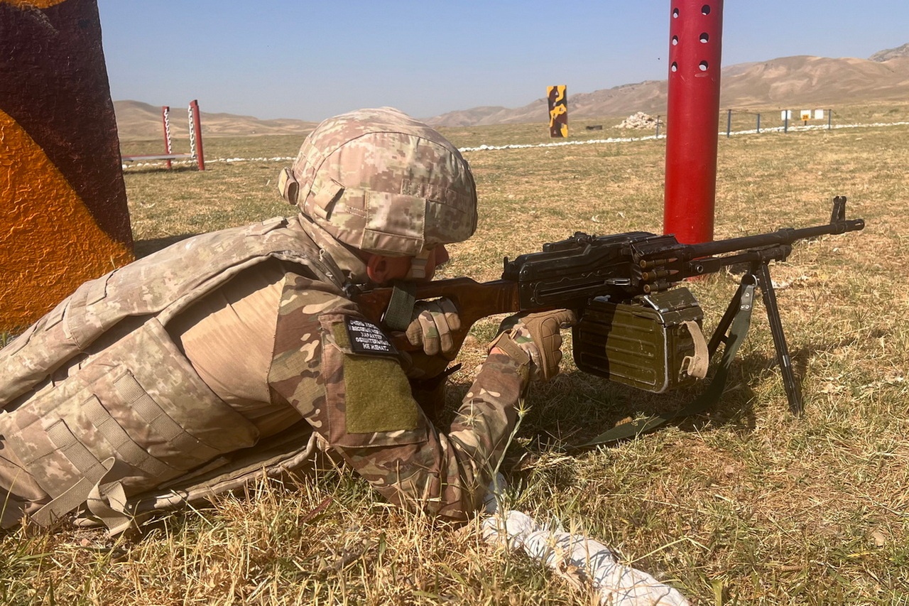 Занятия по боевой подготовке с применением опыта СВО в 201-й российской военной базе, Таджикистан.