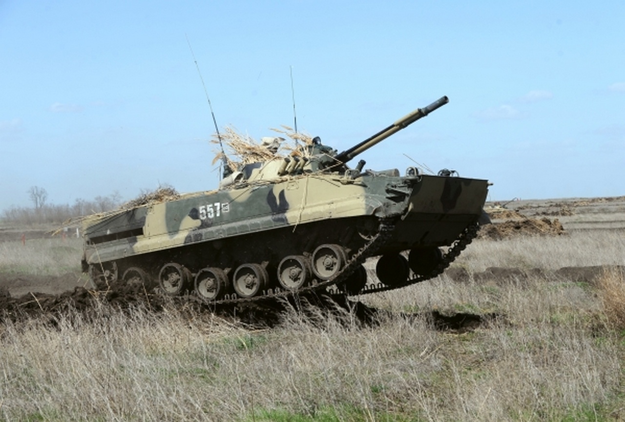Российская боевая машина БМП-3.