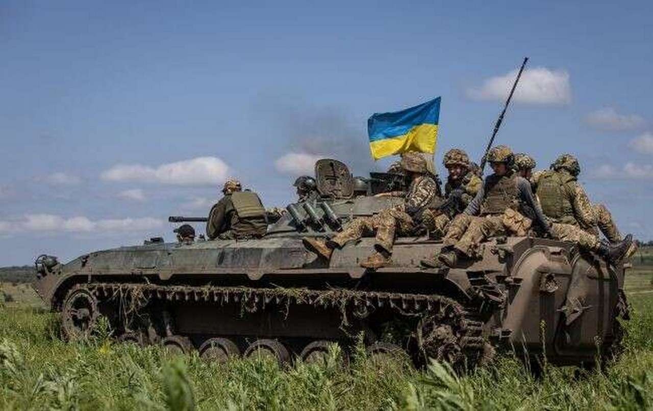 Так красиво наступать уже не получится.