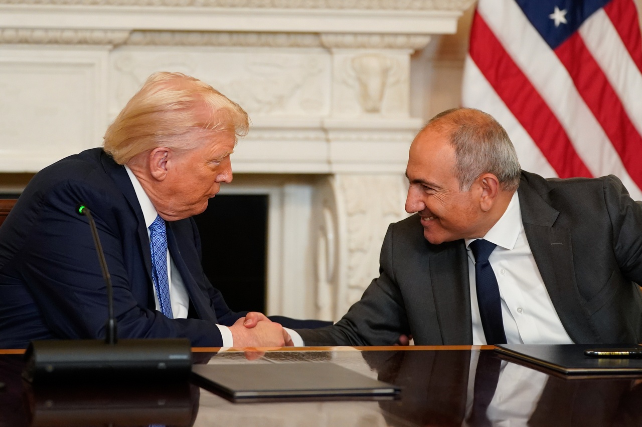 Пашинян «с чувством глубокого удовлетворения» отдаёт Трампу «Зангезурский коридор».