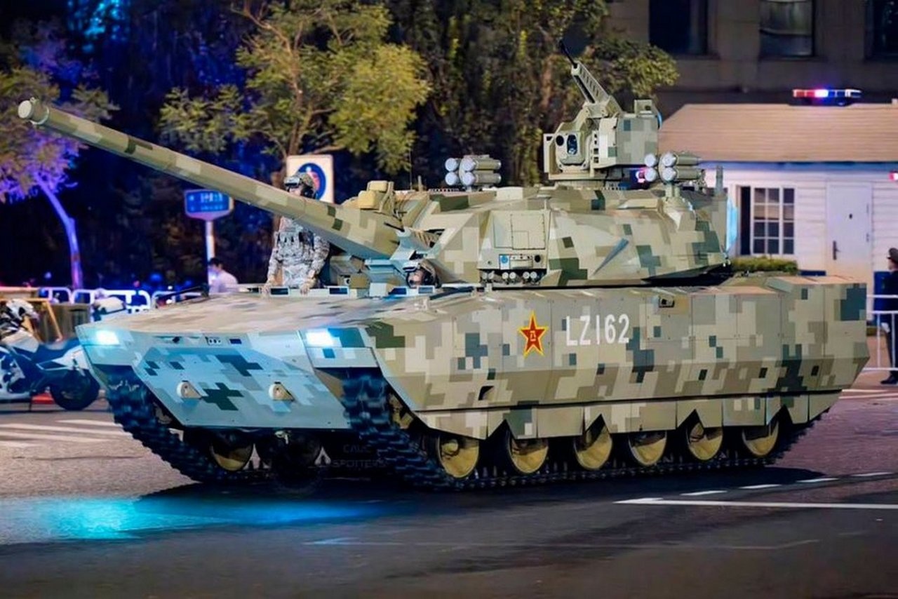 Средний основной боевой танк ZTZ-201.