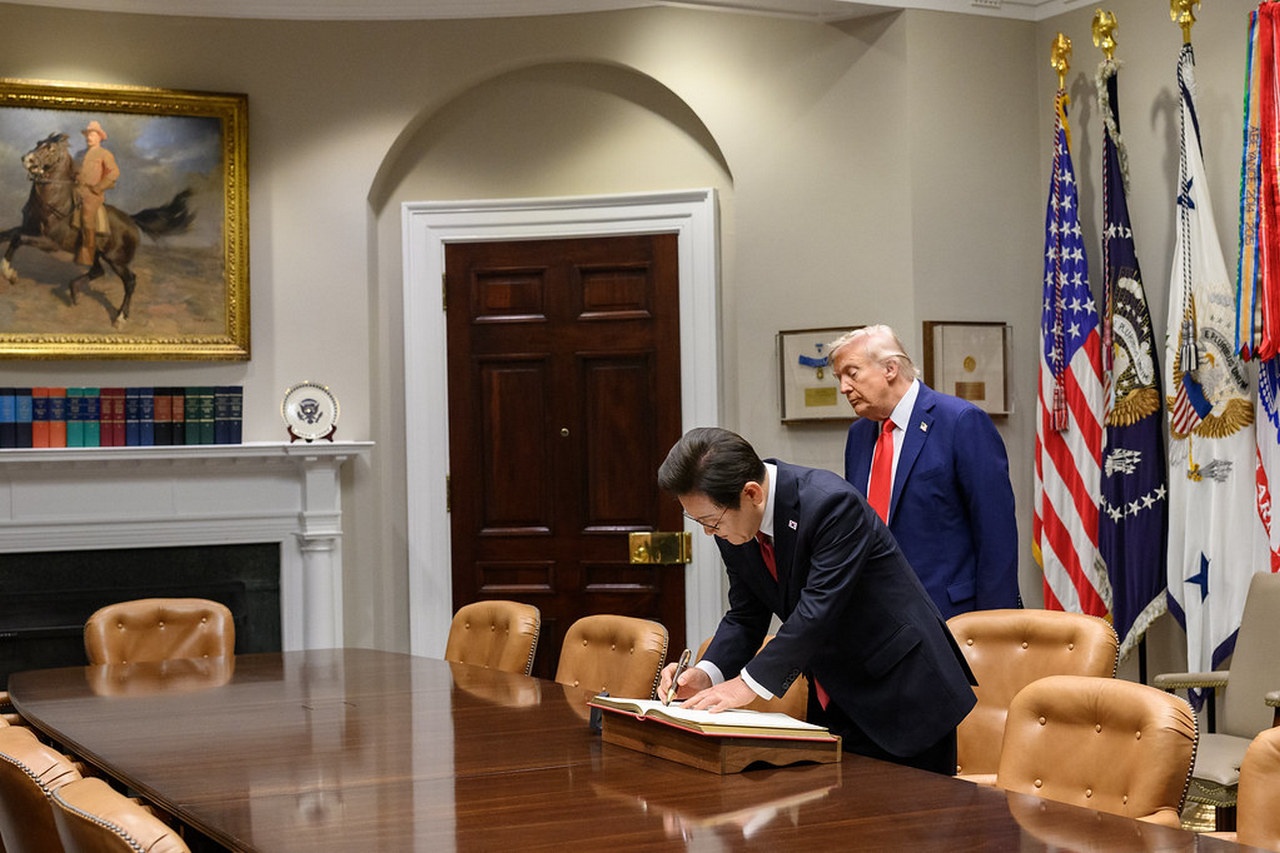 Ли подписал, всё, что хотел Трамп.