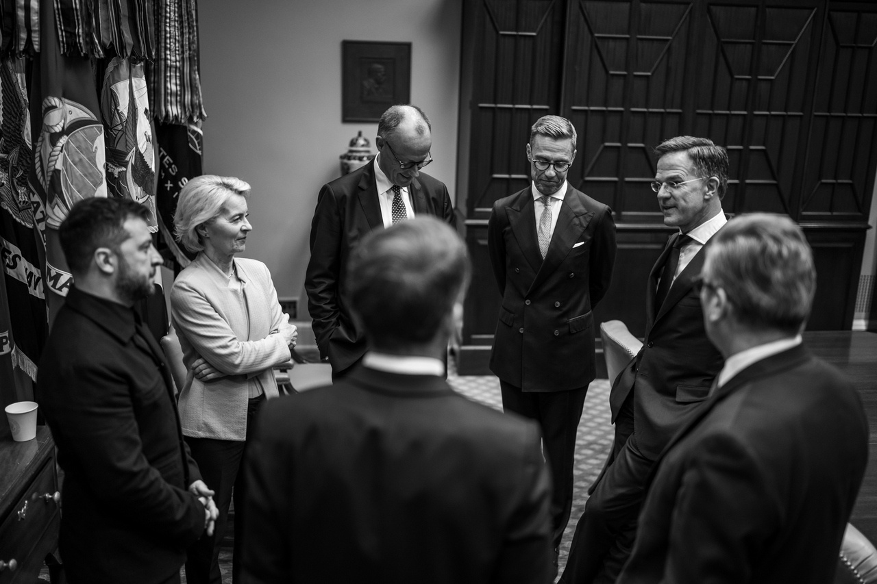 Пожелают ли «желающие» тащить украинский чемодан без ручки дальше?