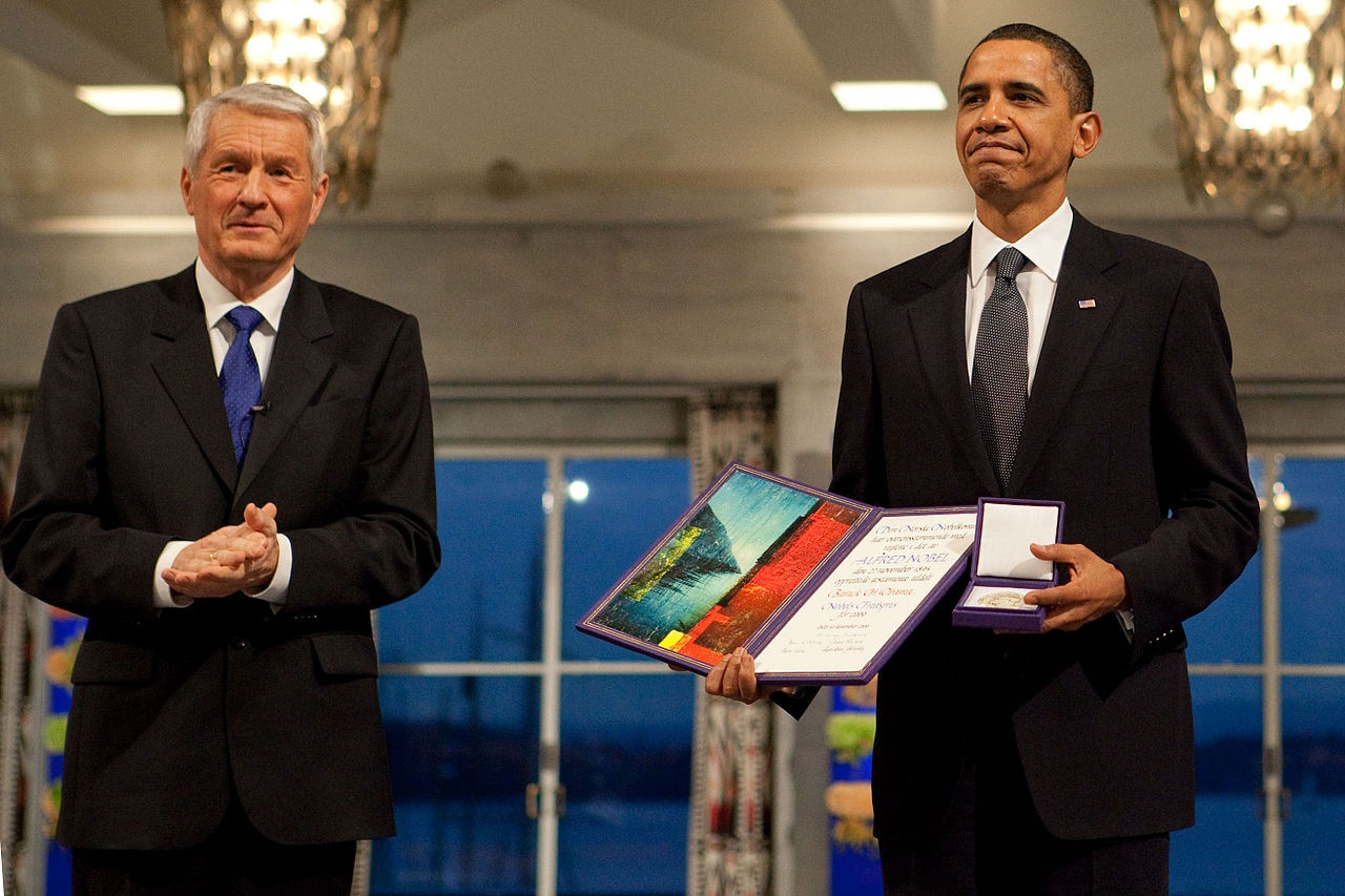 Барак Обама на церемонии вручения Нобелевской премии мира 2009 года.