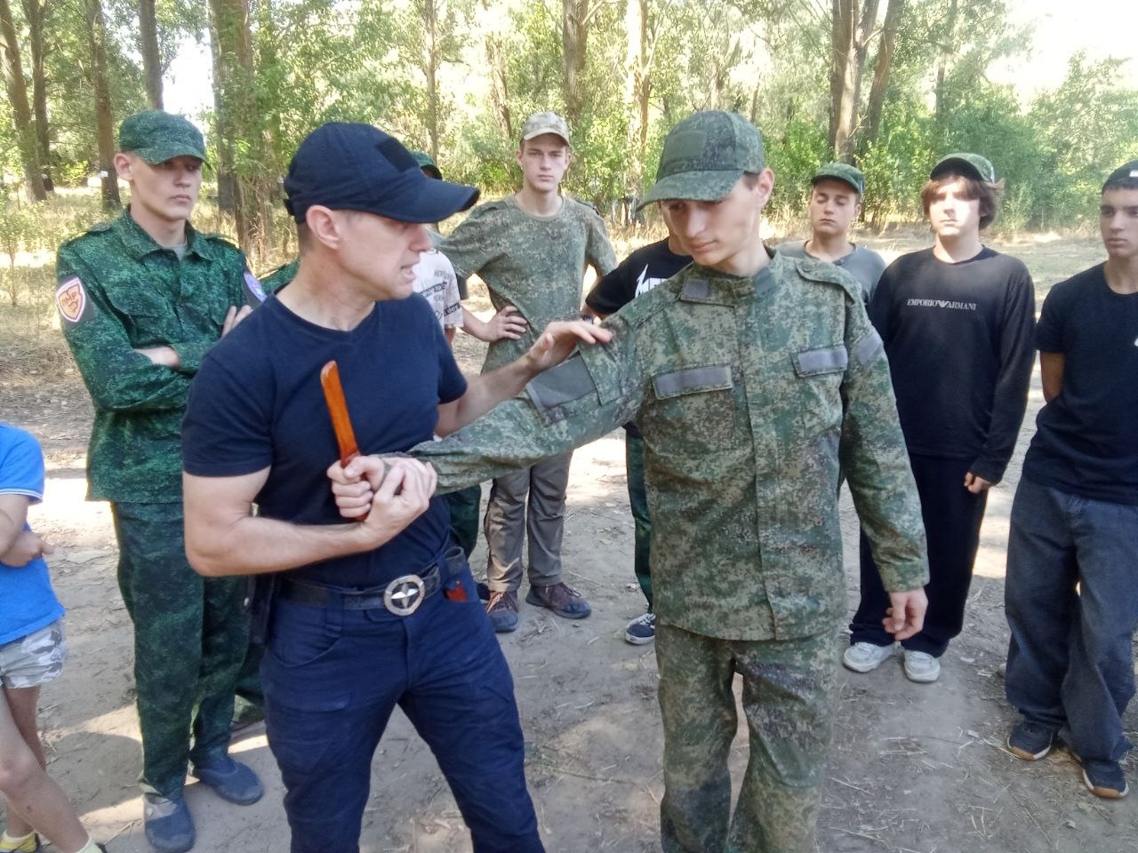 Программа обучения максимально приближена к реалиям современного боя с учётом опыта СВО.