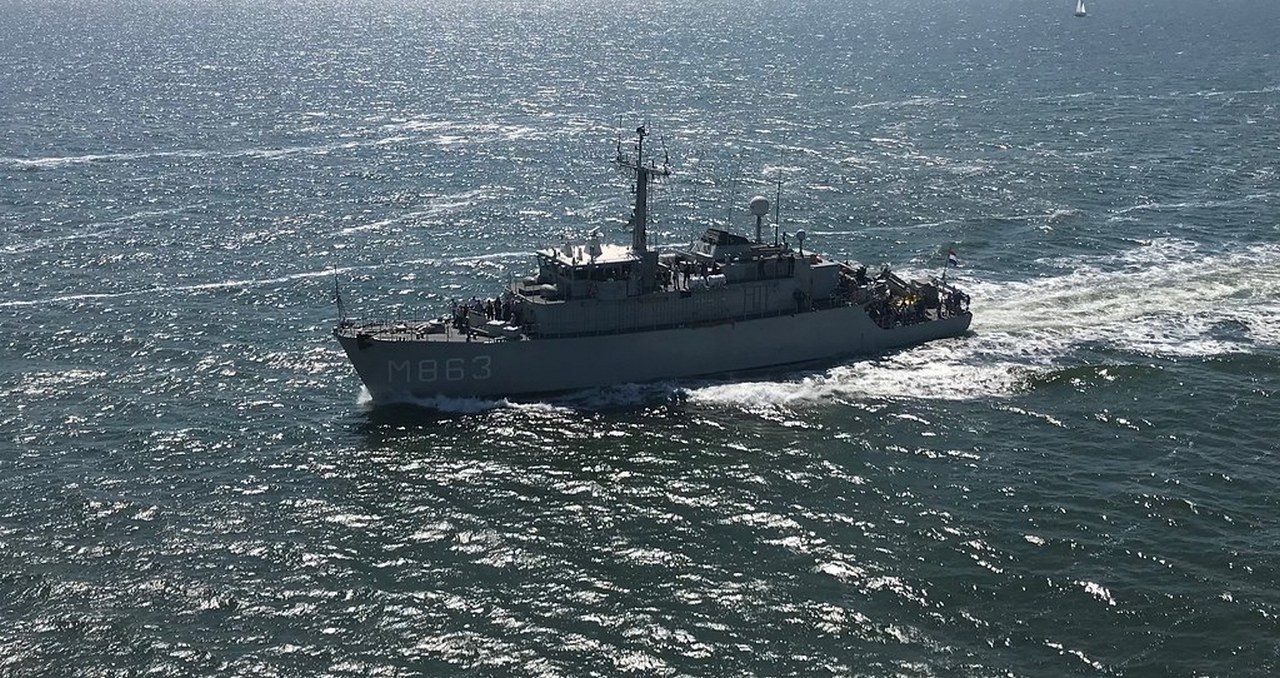 Минный тральщик Zr.Ms. Vlaardingen.