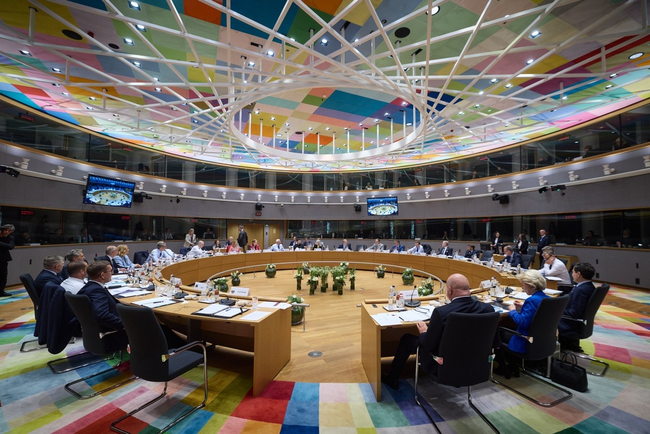 Денег на перевооружение Европы опять не нашлось.