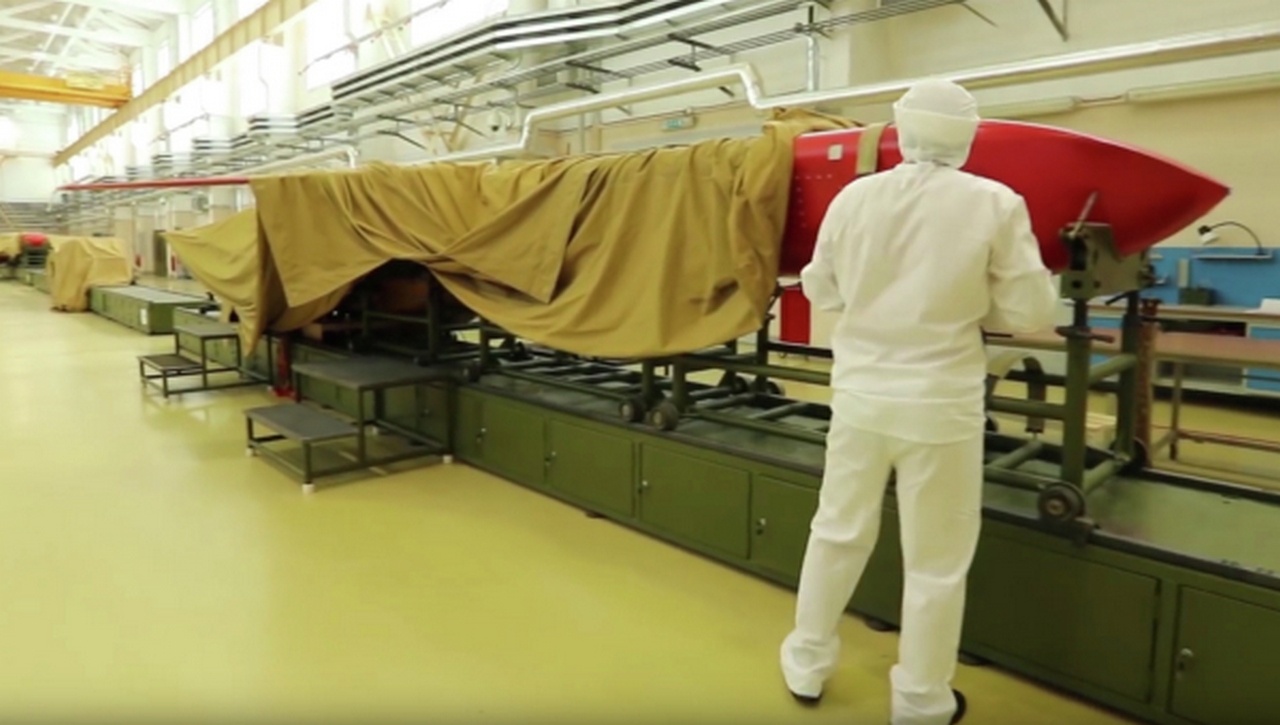 Подготовка ракеты «Буревестник» к испытательному пуску.