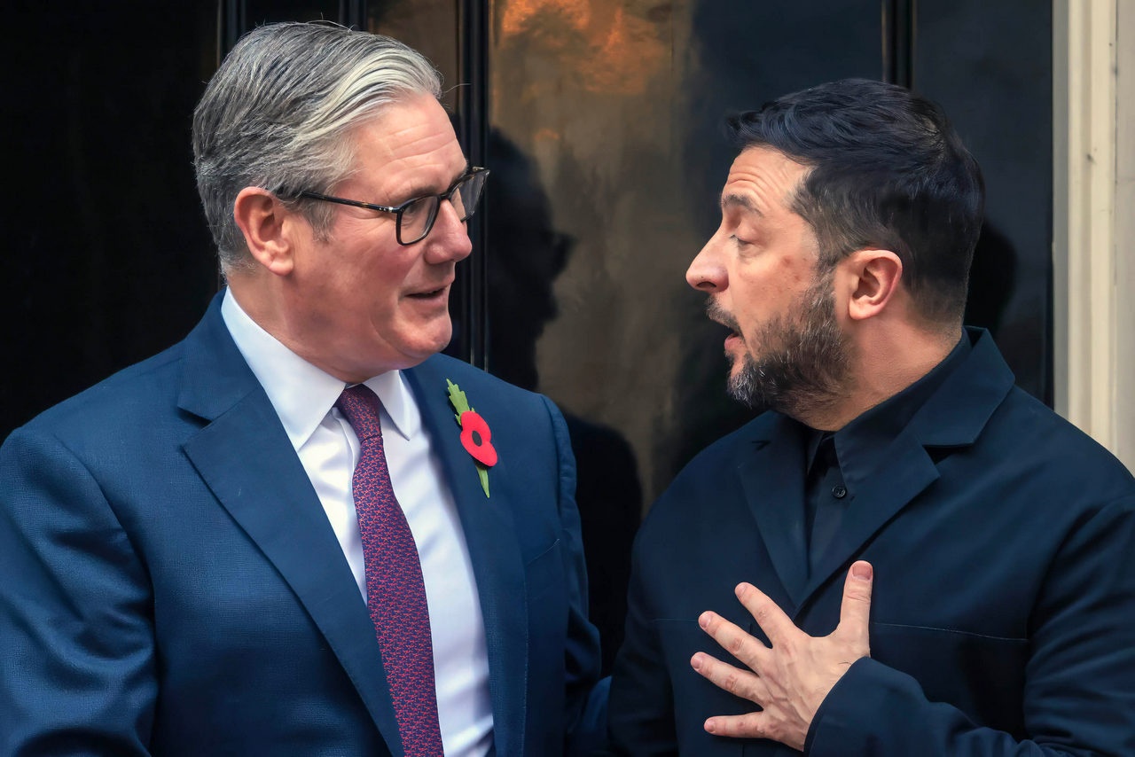 Зеленский уже запомнил, сколько раз нужно поблагодарить британского премьера, неважно, как его зовут.