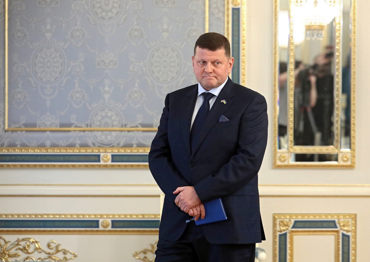 Залужного отправили в Лондон и порекомендовали сидеть там тихо.