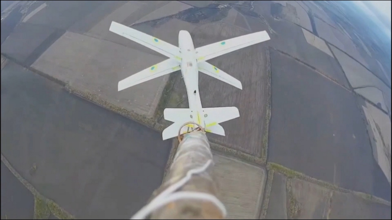 Уничтожение украинского барражирующего боеприпаса RAM-2X дроном FPV.